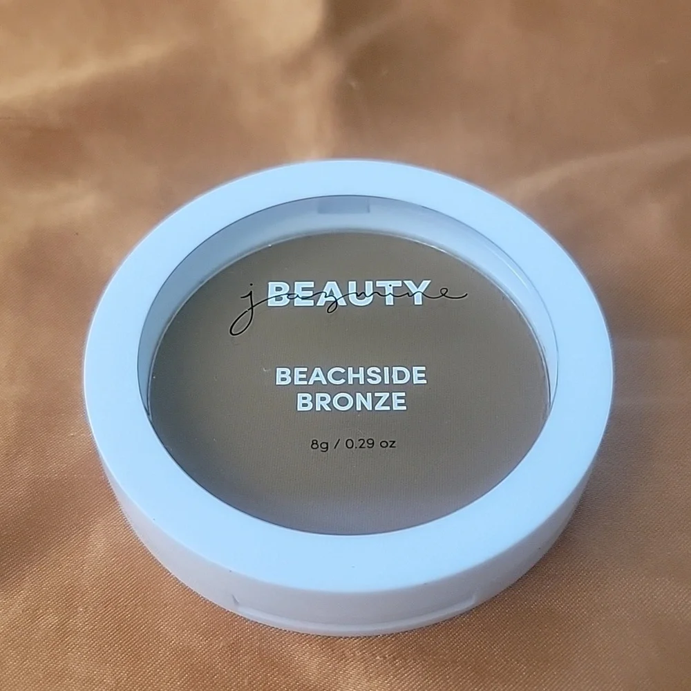 NIB Jazmine Beauty Beachside Bronze LIGHT Bronzing Powder